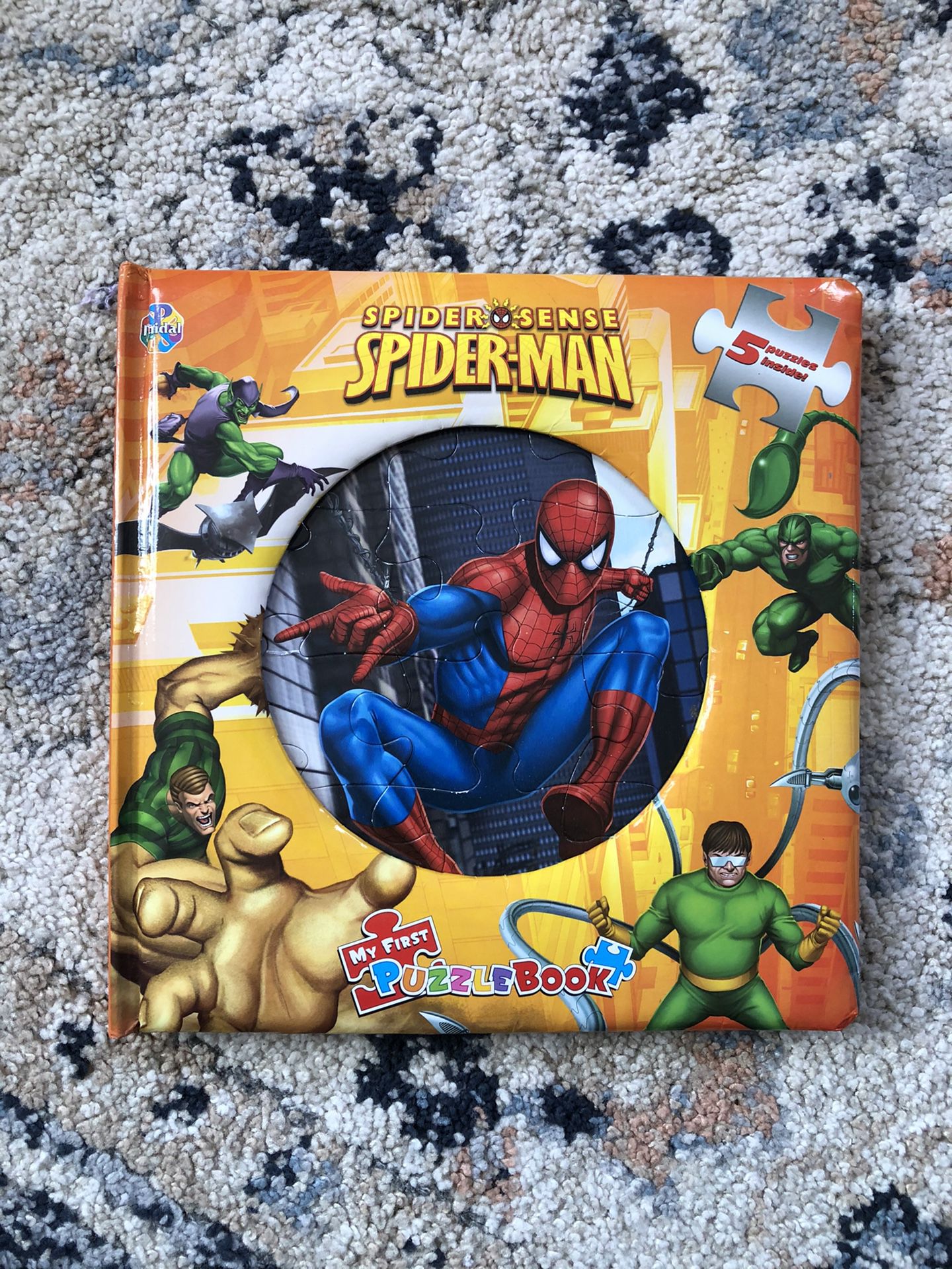 Spiderman Puzzle Book