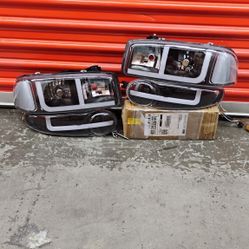 For 2001-2006 GMC Sierra Yukon Denali Switchback LED DRL Pair Headlights Black