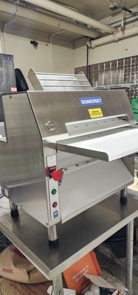 20" Somerset CDR-2000 Countertop Double Pass Dough Sheeter