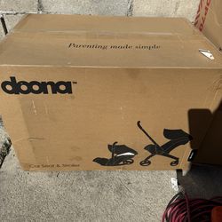 Doona Car Seat + Latch Base Travel System - Nitro Black