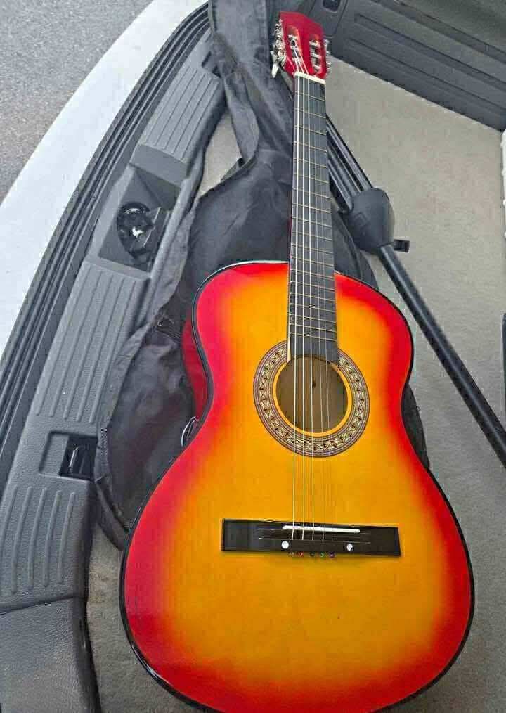 Acoustic Guitar