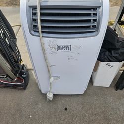 Black + Decker 14,000 BTU