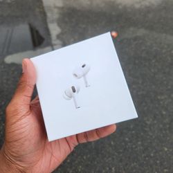 Apple AirPods (2nd Generation) 
