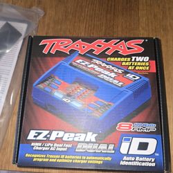 NIB  Traxxas EZ Peak Dual Charger