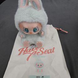 Labubu Have a Seat - Ququ