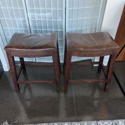4 Counter Chairs - 2 Stool & 2 Chairs 
