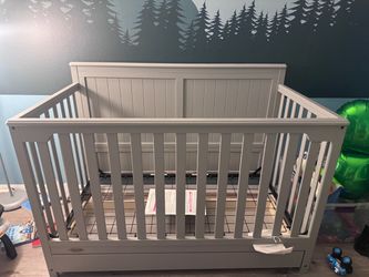 Crib/toddler bed