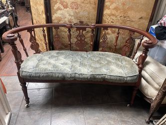Unique 19th Century Antique Victorian-style Carved Wood Settee/Love Seat w/Tufted Cushion