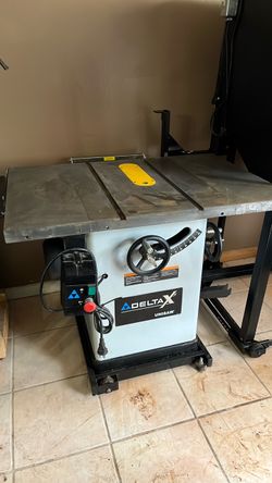 Delta Unisaw Table Saw