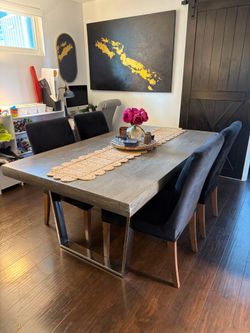 Modern Dining Table with Chairs MUST GO! Moving!