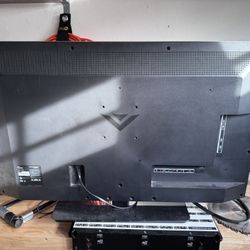 Vizio 39” TV