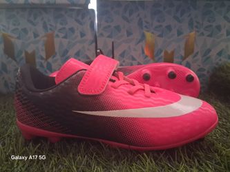 Soccer cleats us size 2youth