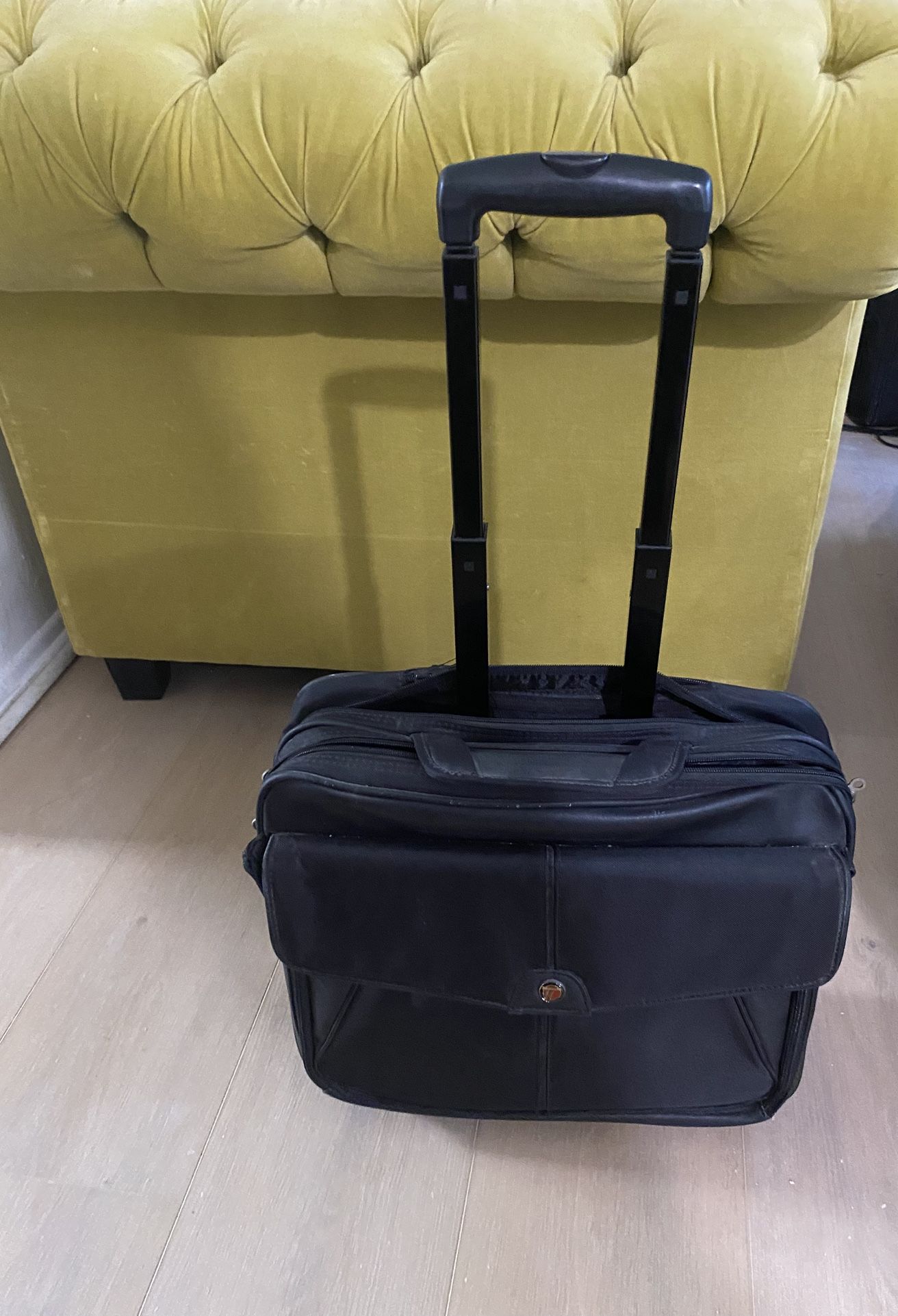 Targus Rolling Laptop Case 