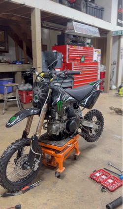 Full built Piranha 140
