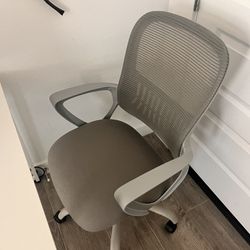Office Desk Chair (swivel) 