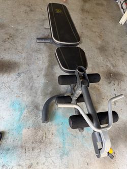 Golds Gym xrs 20 weightlifting bench