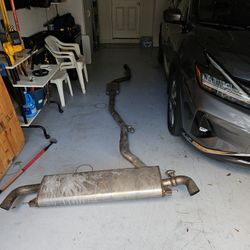 BMW X7 Exhaust (Stock)
