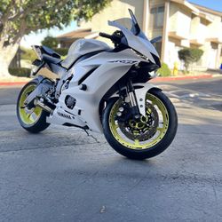 2017 Yamaha R6