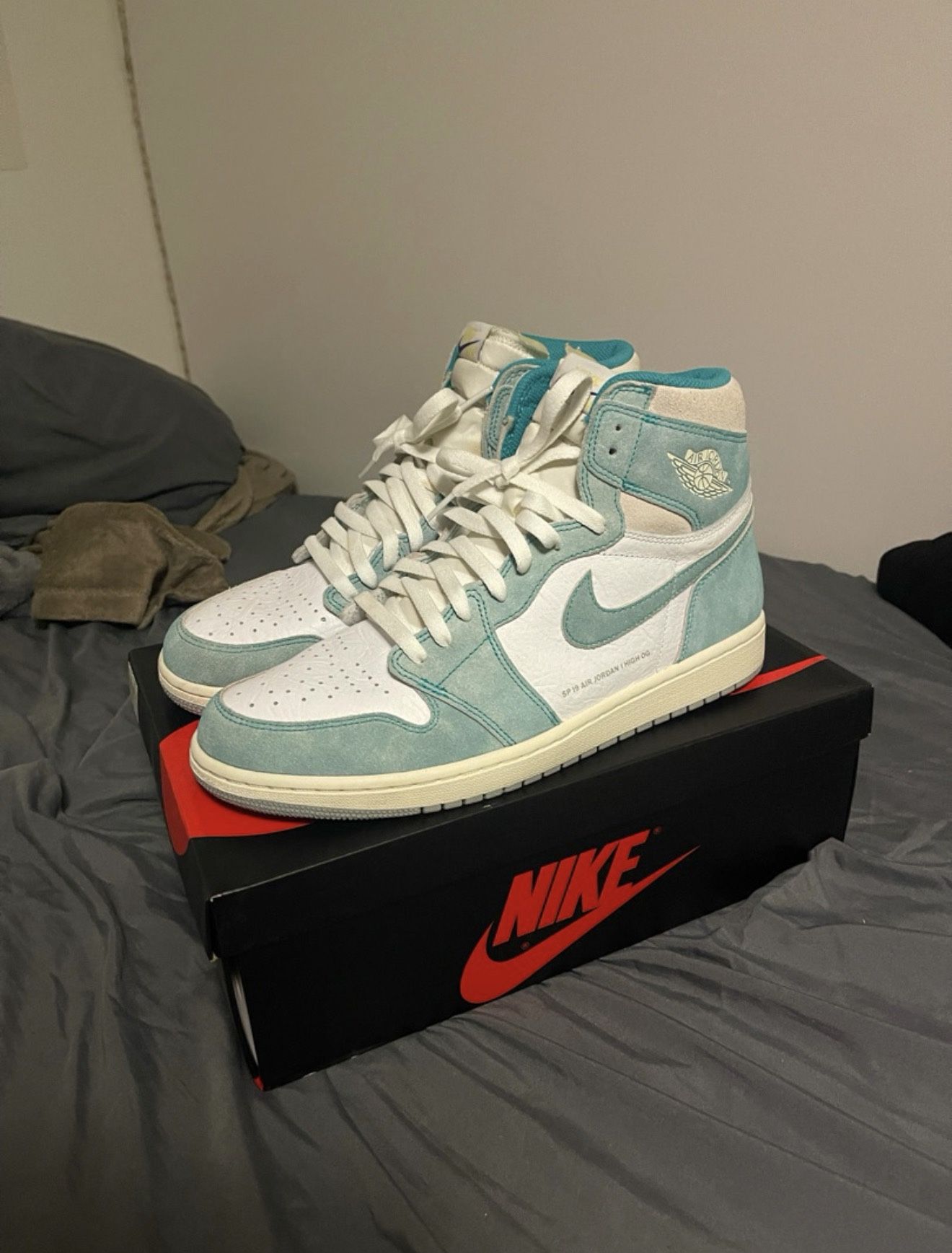 Jordan 1 Retro “Turbo Green”