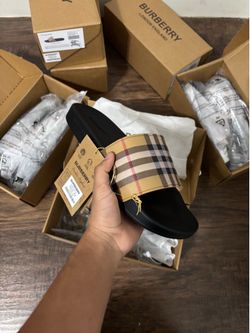Burberry slides