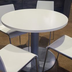 Dinning Table (Read The Description)