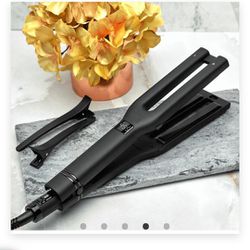 Black Gold Dual Plate Flat Iron from Sallies