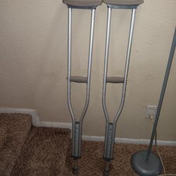 Crutches Like New 