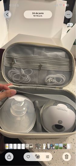 Momcozy