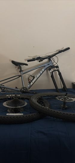 giant, talon 2 xs 2023