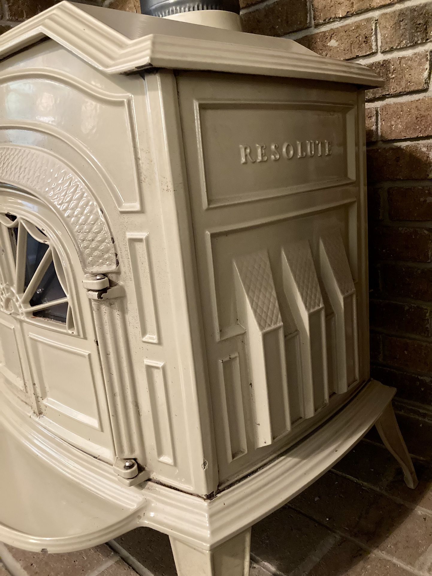Vermont Castings Resolute wood stove for Sale in New Freedom, PA - OfferUp