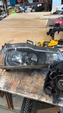 Mitsubishi Lancer Headlights
