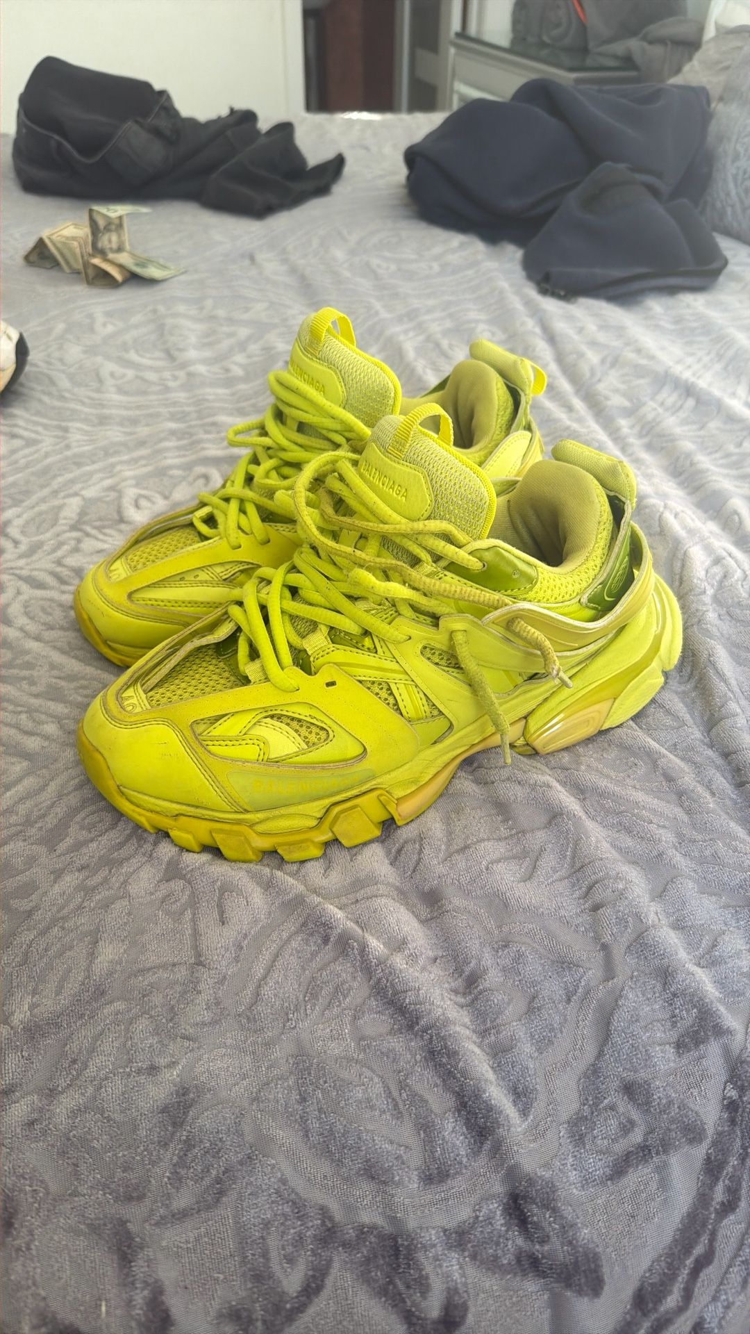 Lime balenciaga tracks