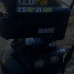 Central Pneumatic Air Compressor 