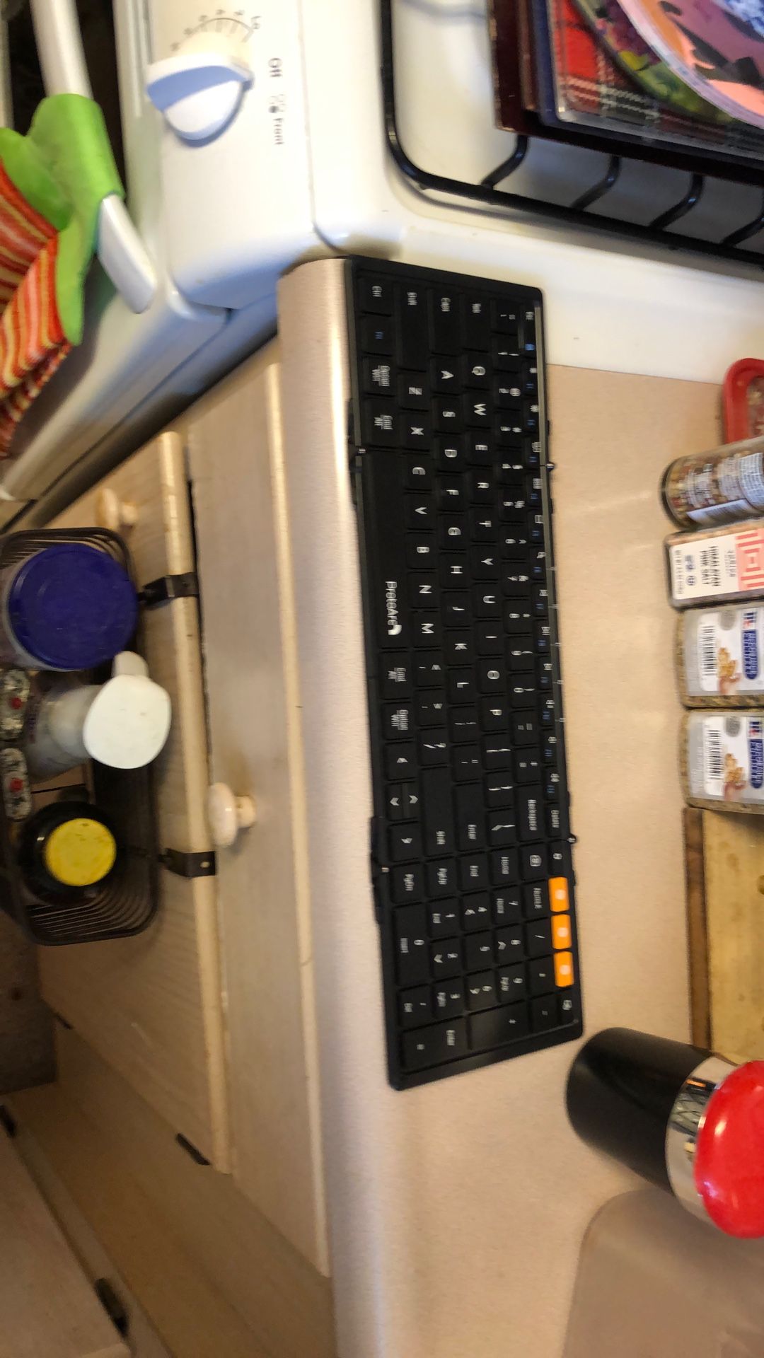 Foldable keyboard, for traveling
