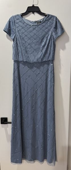 Adrianna Papell Gown Size 6 Blue 