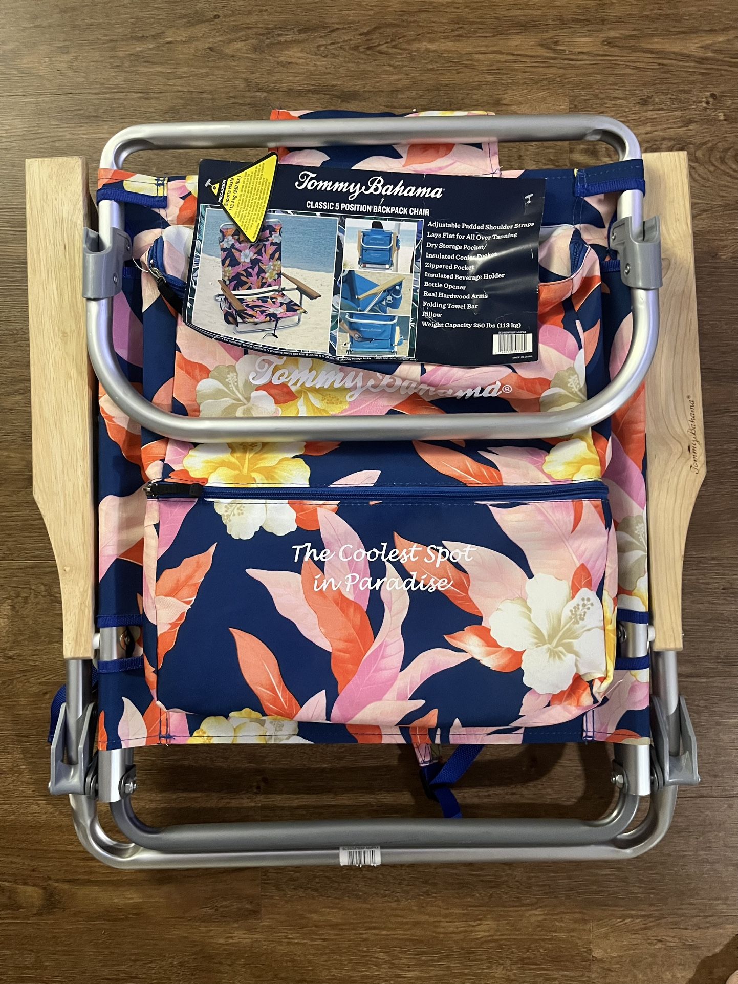 TOMMY BAHAMA Beach Chair