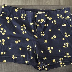 Women’s cotton shorts- size 8