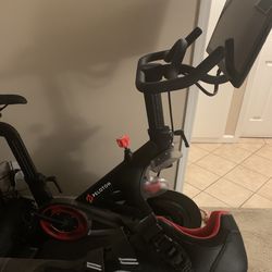 Peloton Bike