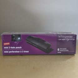 Staples Mini 3-Hole Punch