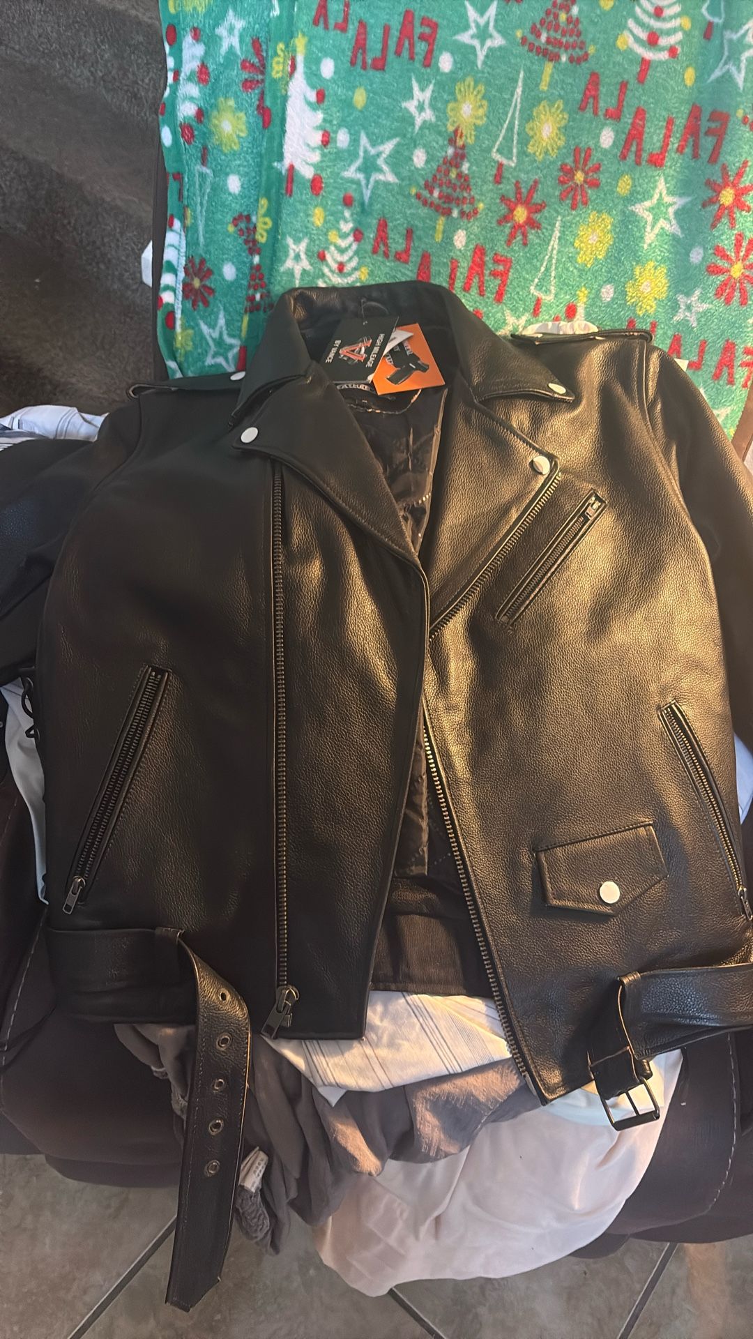 BEAUTIFUL GENUINE LEATHER JACKET
