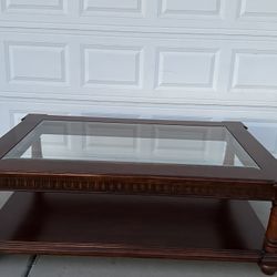 Supper Large Coffee Table with Glass Top 
