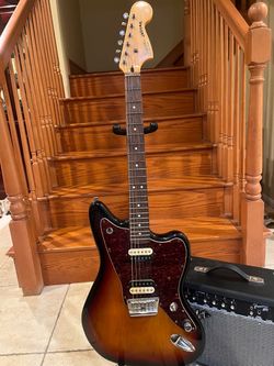 Squier Vintage Modified Jaguar HH w/ Fender Amp