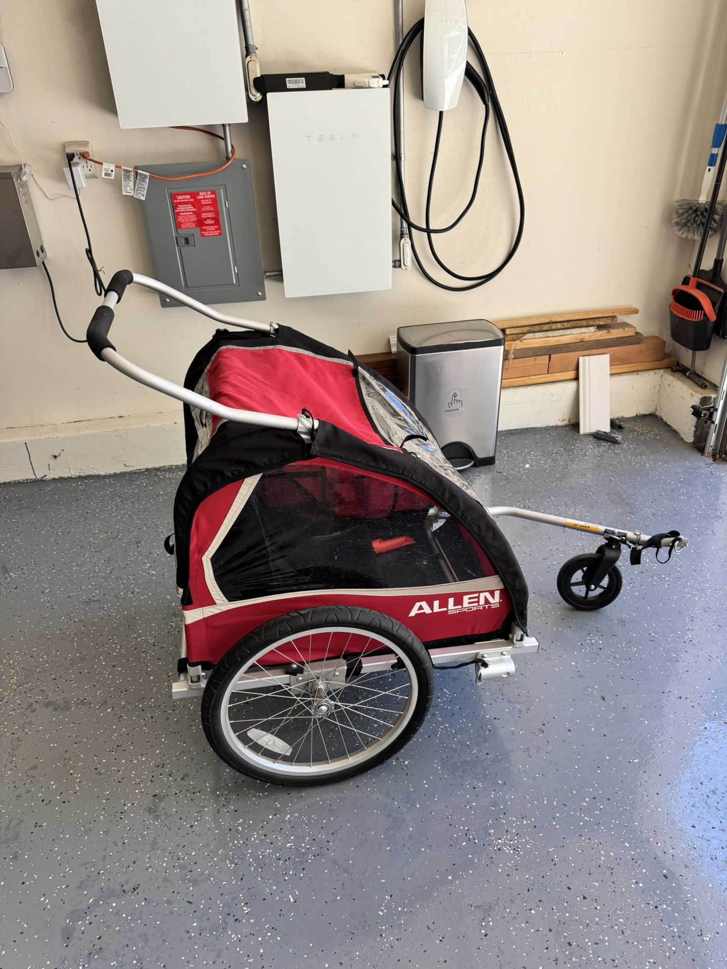 Allen Bike Trailer/stroller (fits two)