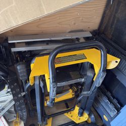 🟡 DeWalt 10” Jobsite Table Saw w/ 2 DeWalt Leg Stands – Ready to Work