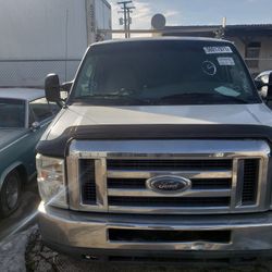 2008 Ford E-350