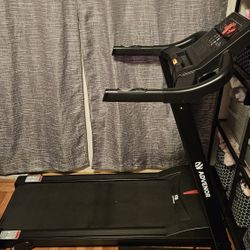 Advenor Treadmill
