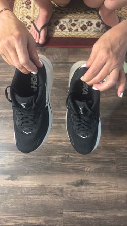 Brand new Hoka