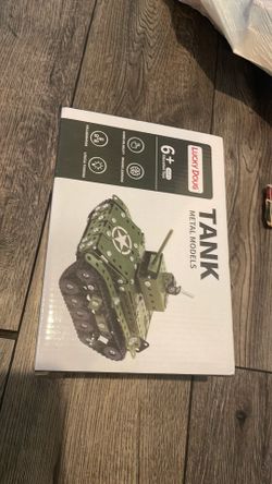 Model metal tank