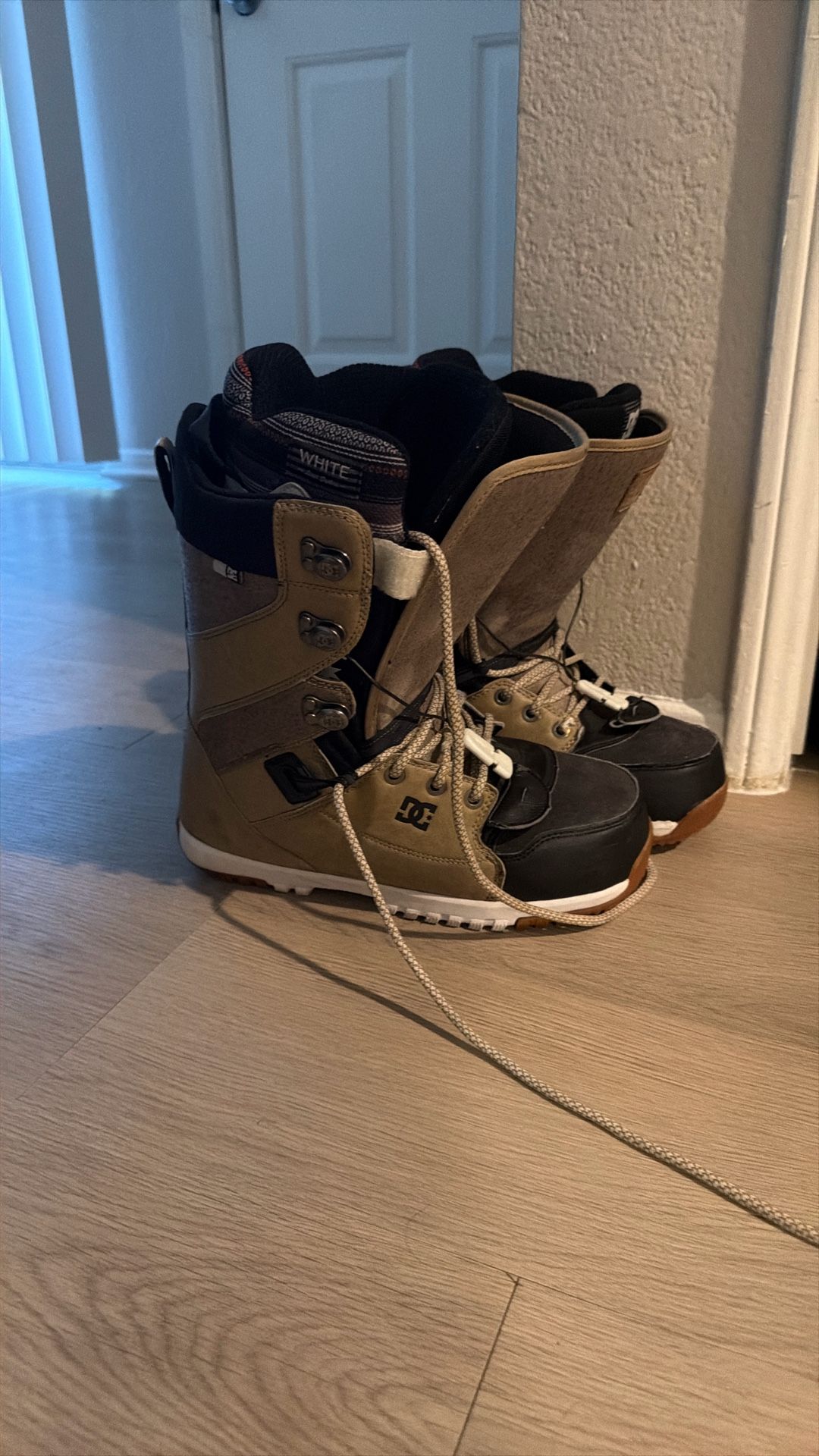 Dc Snowboard Boots Size 10
