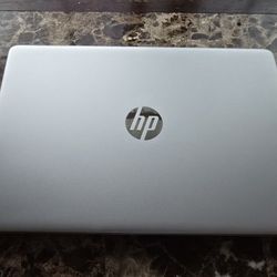 LIKE NEW HP 15.6” Laptop - i5, 8GB RAM, 256GB SSD - Fast & Reliable!